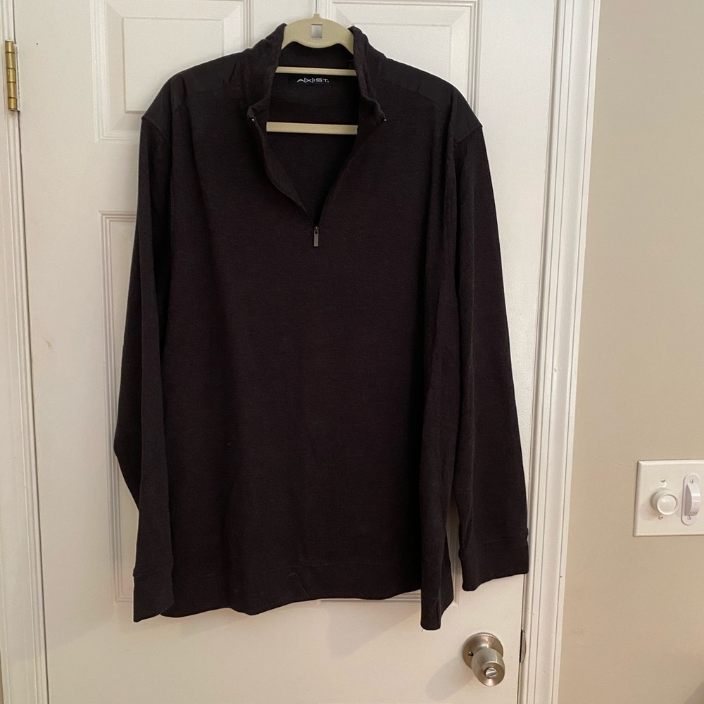 NWOT - Axist men’s long sleeve mock zip up top XXL